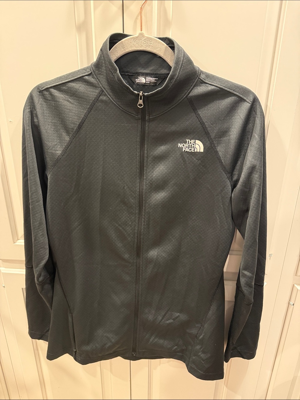 The North Face Women's Full-Zip Lightweight Jacket